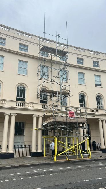 Georgian building scaffolding renovation